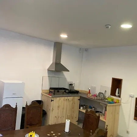 Hostel Casa Augusta 3 *